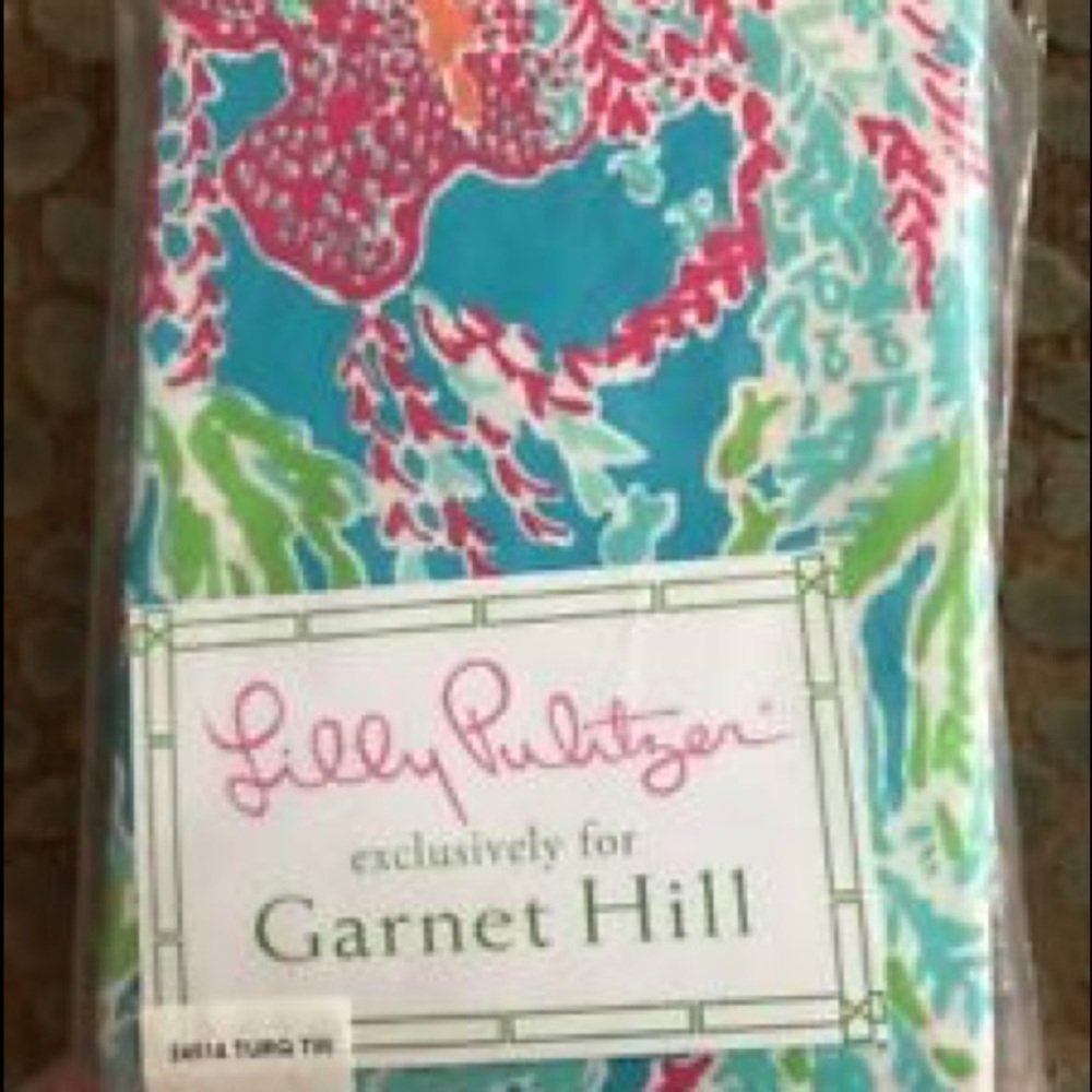 **ISO** Two (2) Lilly Pulitzer Lets Cha Cha Shams
